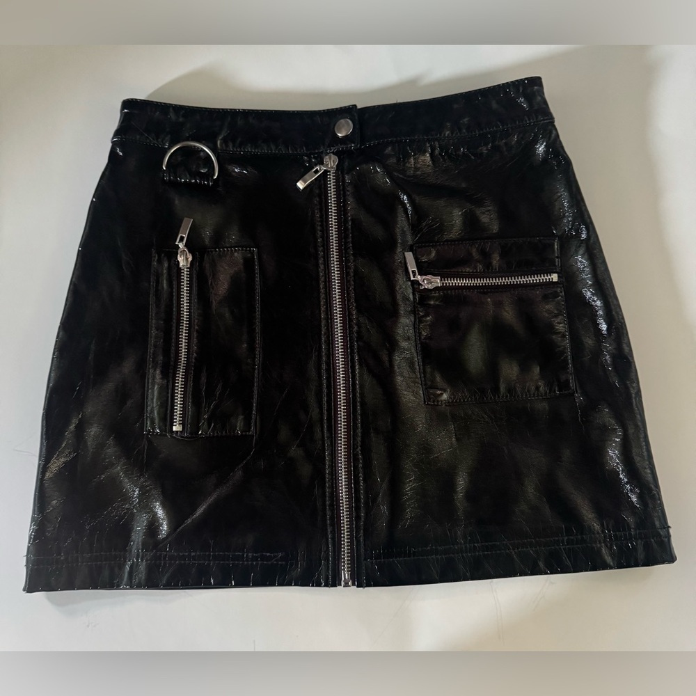 Forever 21 Shiny Black Mini Skirt with Zipper Accents